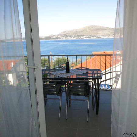 Apartments Luka Трогир Экстерьер фото