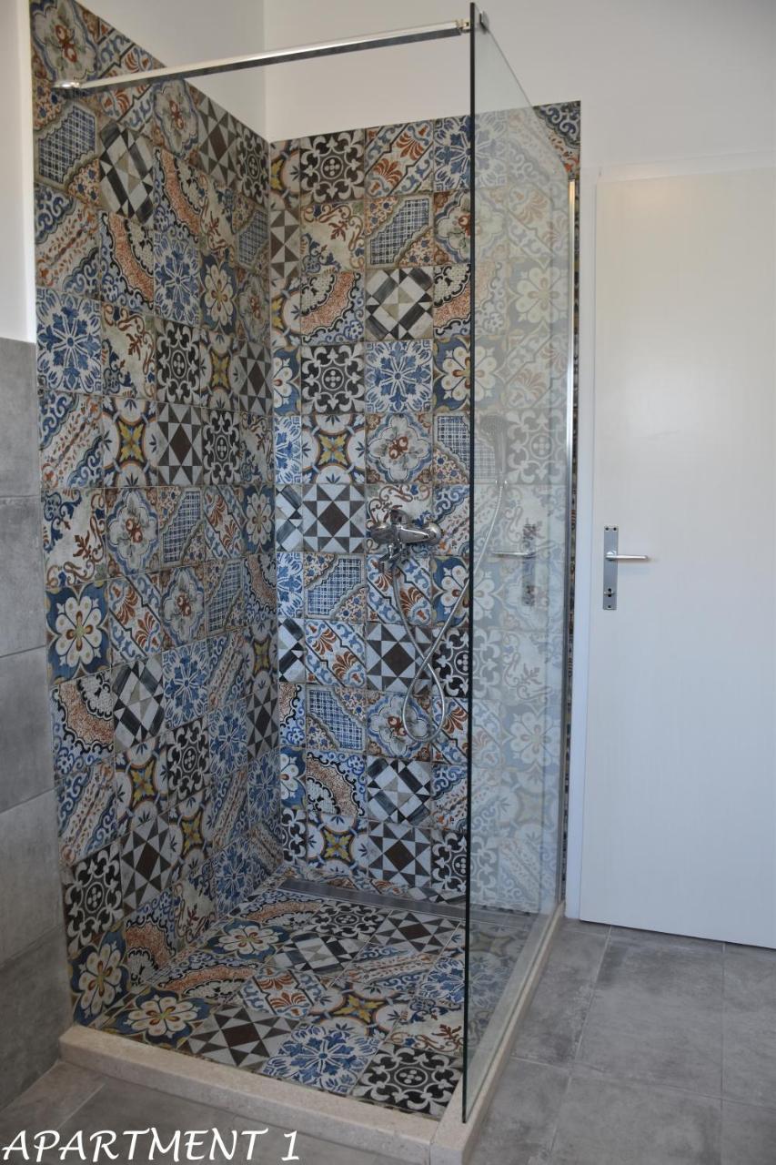Apartments Luka Трогир Экстерьер фото