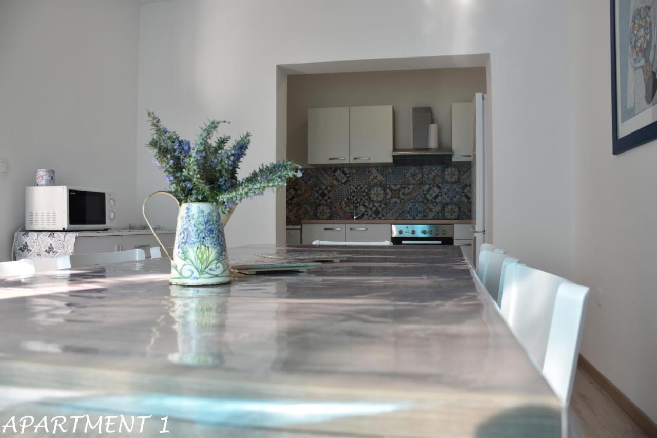 Apartments Luka Трогир Экстерьер фото