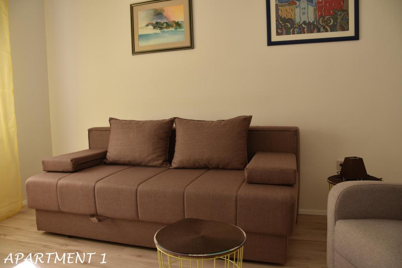 Apartments Luka Трогир Экстерьер фото