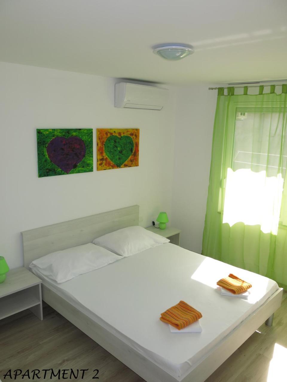 Apartments Luka Трогир Экстерьер фото