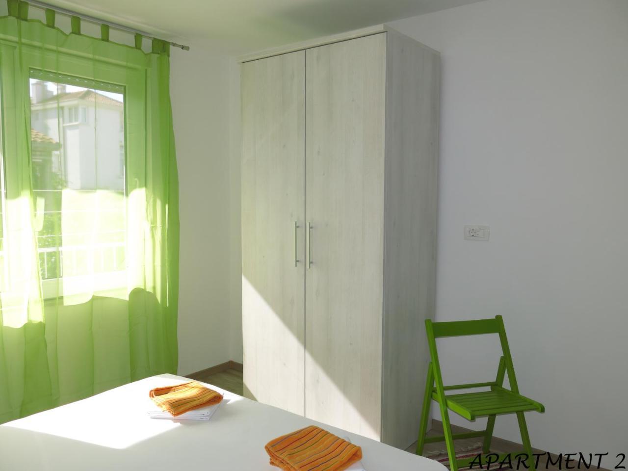 Apartments Luka Трогир Экстерьер фото